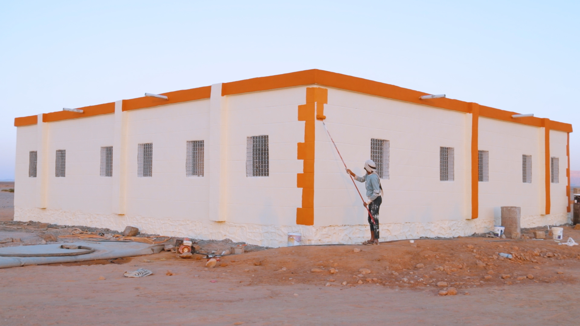Tawakkol Karman Foundation builds school for 2,000 residents near oil field in Shabwa